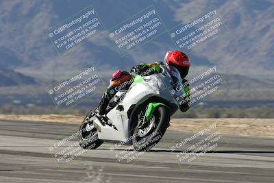 media/Jan-15-2026-Racers Edge (Thu) [[dfebeb70ab]]/3-B Group/Session 1 Turn 8/